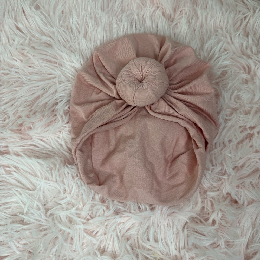 Infant girls hat 🛍